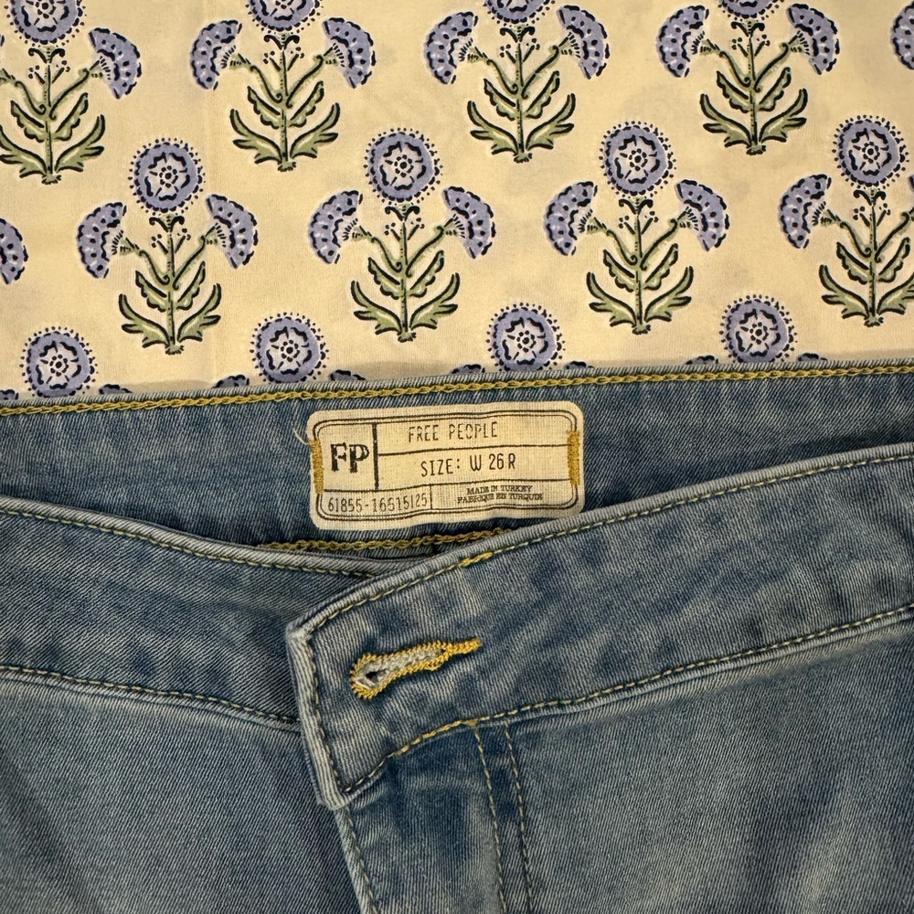 Free People Women's Blue Jeans vintage look